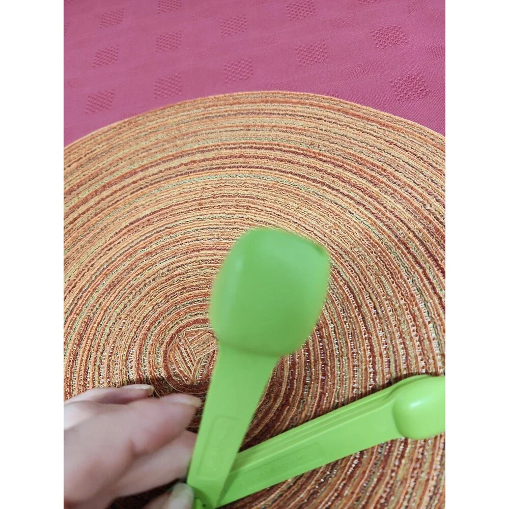 Vintage Tupperware Measuring Spoons On Ring 6 Piece Set Lime Green 1970's Groovy